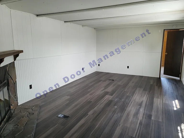 201 Hobson Ave #35 — Photo 3