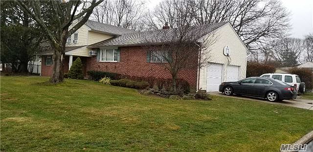 1st image of 81 Fawn Dr