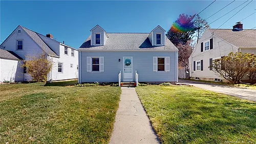 362 Oakwood Ave Photo 1