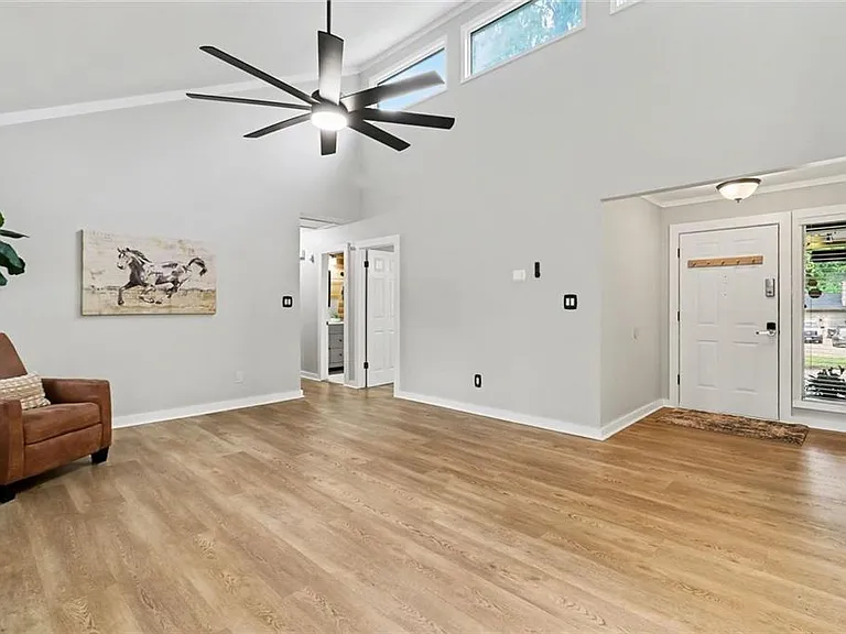 210 Fireside Way — Photo 5