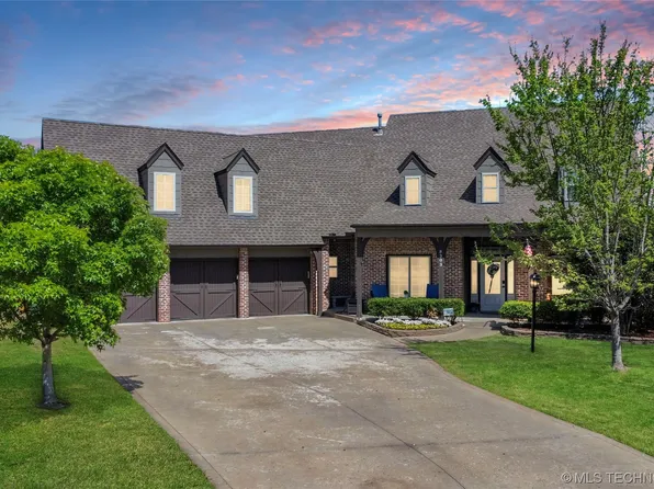 8303 S 69th Avenue, Tulsa, OK 74133