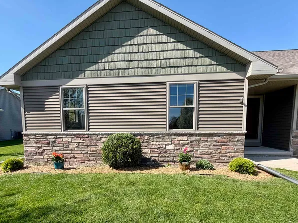 1830 Kentucky St, Sturgeon Bay, WI 54235