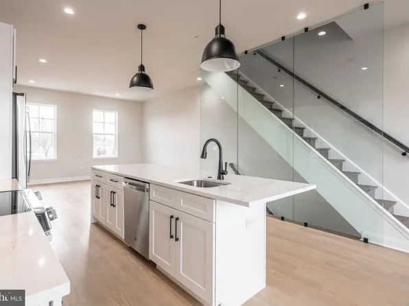 2719 Lorraine Ct, Philadelphia, PA 19131