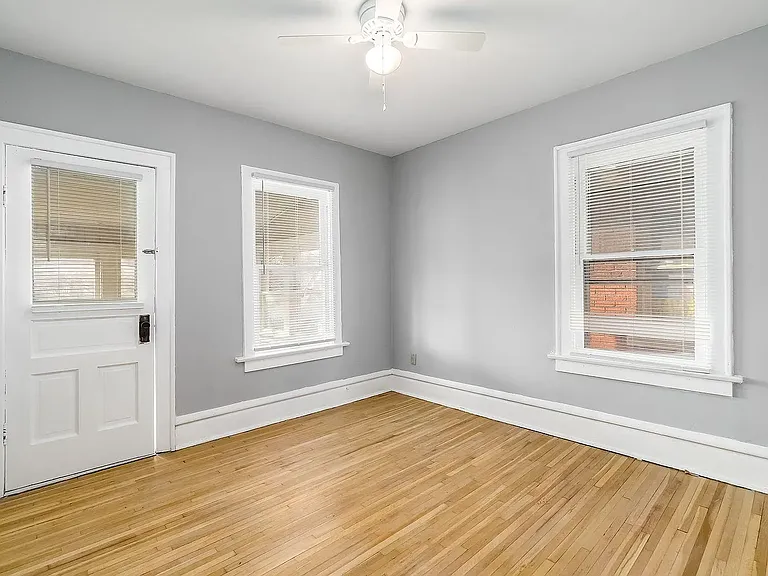 737 Bedford Ave — Photo 8