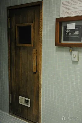 Rented by Anchor Associates | media 12