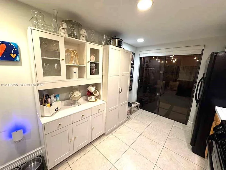 10044 SW 77th Ct #0 — Photo 4