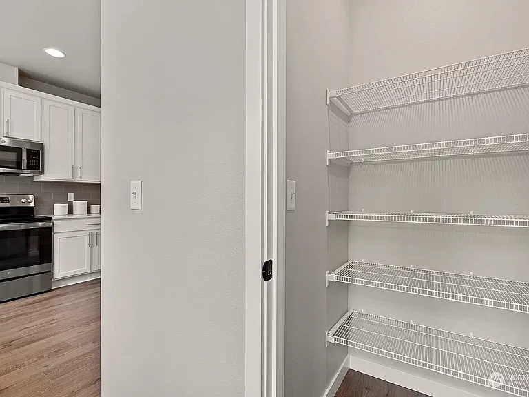 13717 Admiralty Way #E4 — Photo 17