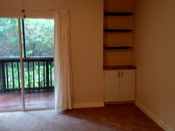 5th image of 9100 9th St N APT 321