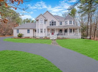 180 Hidden Acres Path, Wading River, NY 11792