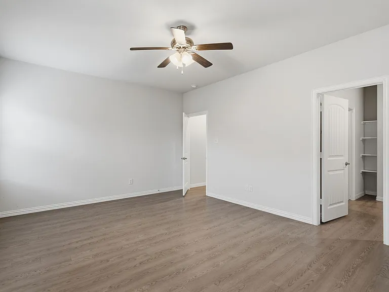 2202 Duke St — Photo 5