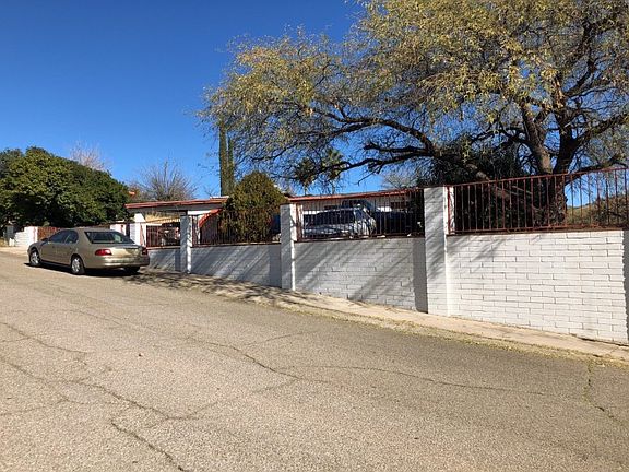 2nd image of 479 E Calle Arizpe