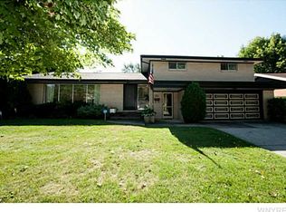 9 Hunting Rd, Cheektowaga, NY 14215