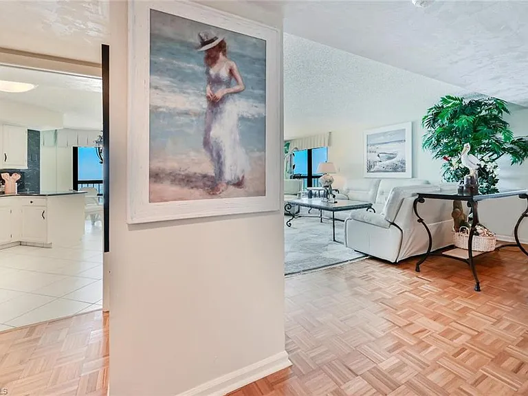 4551 Gulf Shore Blvd N #1001 — Photo 10