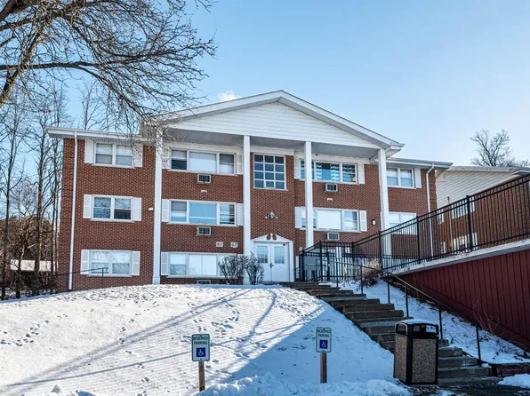 225 Country Club DRIVE #3D, Lake Geneva, WI 53147