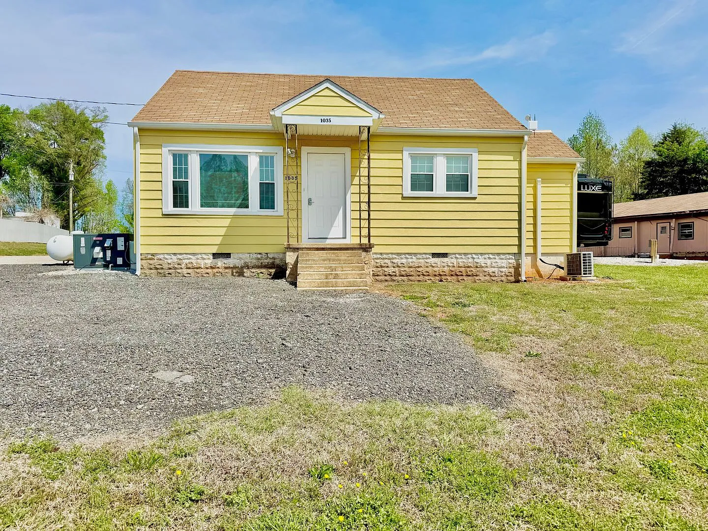 Fully Furnished and Utilities Included! — Photo 1
