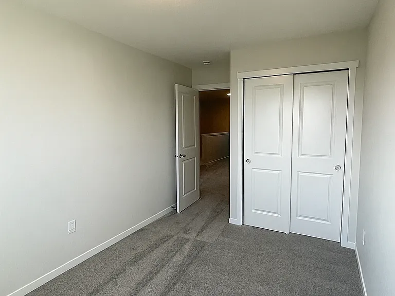 1033 Aster Blvd NW — Photo 17