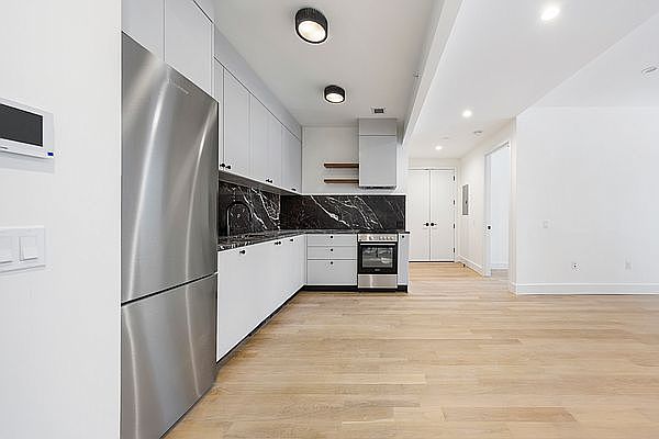 1st image of 250 Gold St #317