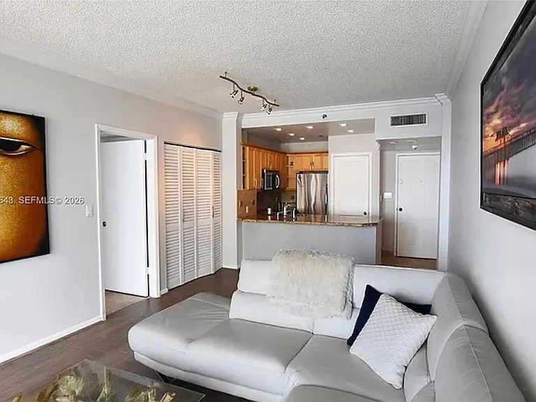 540 Brickell Key Dr #PENTHOUSE — Photo 8