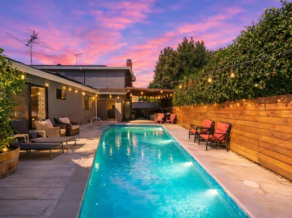 12245 Kling St, Valley Village, CA 91607