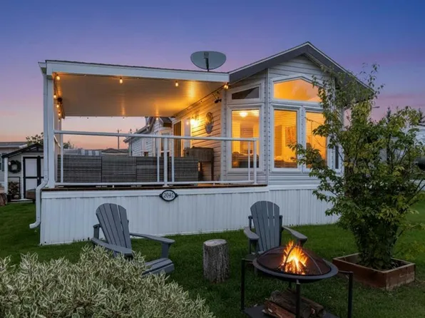 25054 E South Pine Lake Rd #2042, Red Deer County, AB T0M 1R0