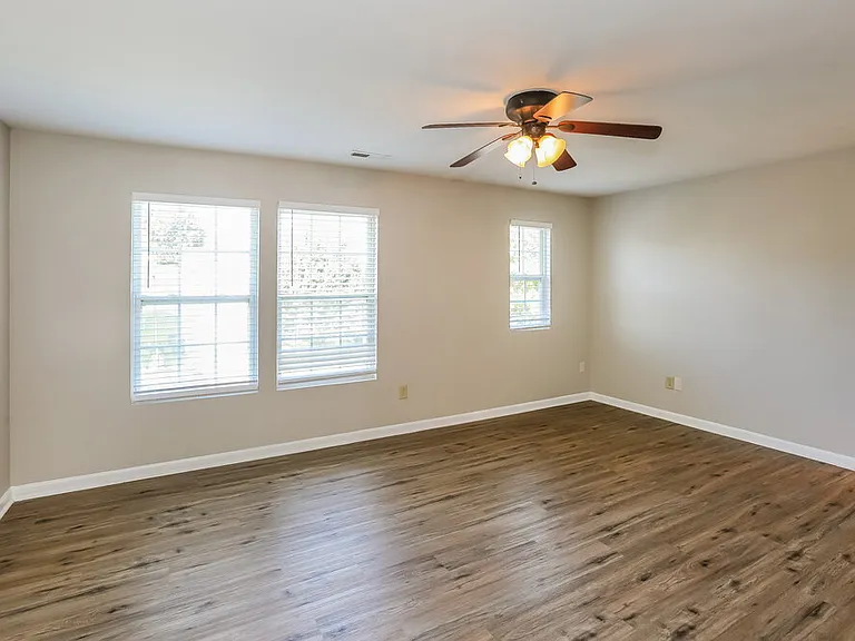4222 Kellybrook Dr — Photo 11