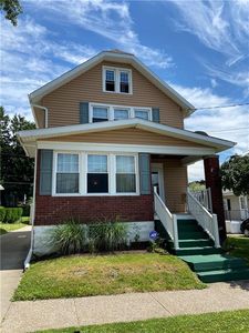 645 E 33rd St, Erie, PA, 16504