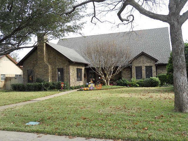 1st image of 212 Hemlock Dr