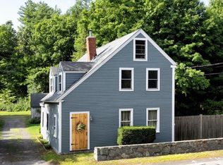 858 Haverhill St, Rowley, MA 01969