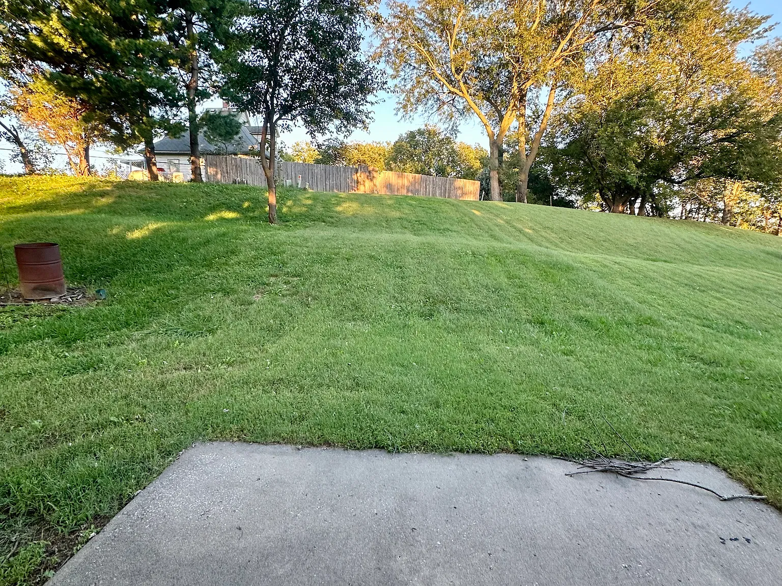 3 bed, 1.5 bath, $1,400 — Photo 4