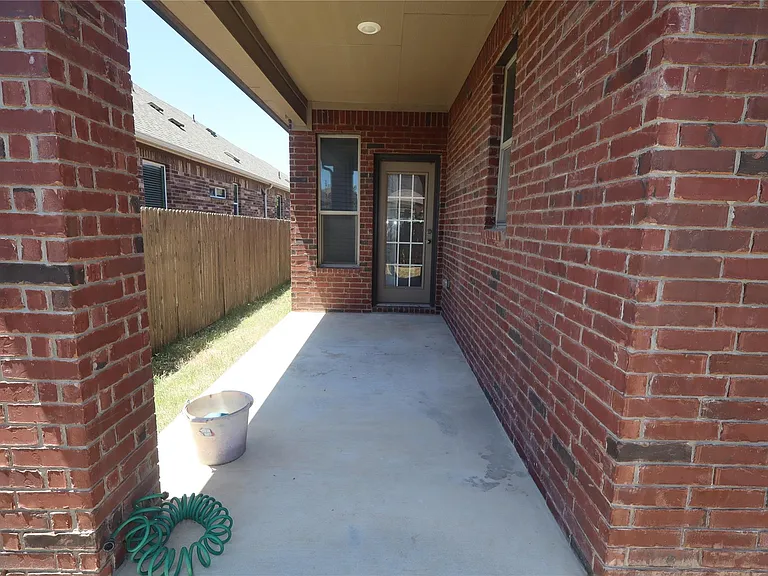 17009 Gibbons Path — Photo 24