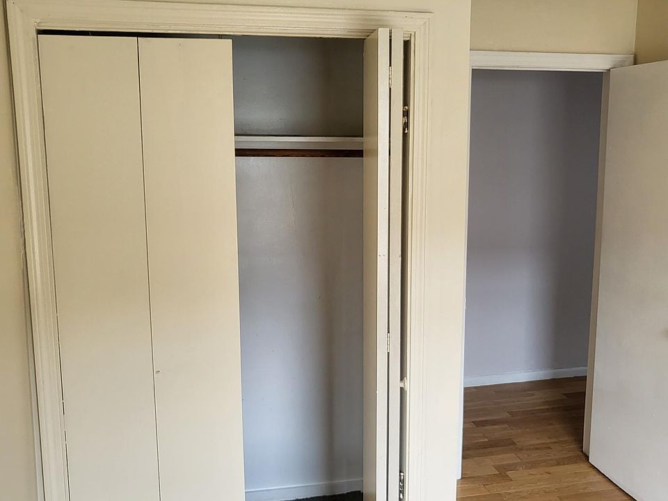 1st image of 194 S Main St APT 2