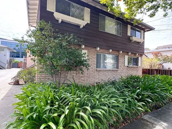 411 College Ave APT B, Palo Alto, CA 94306