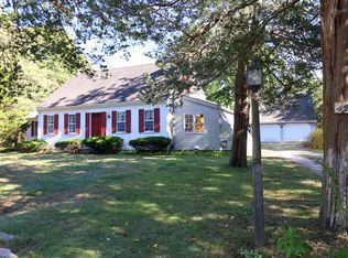 42 Robbins Cir, Dennis, MA 02638