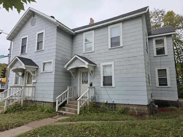 1201 S Farwell St, Eau Claire, WI 54701