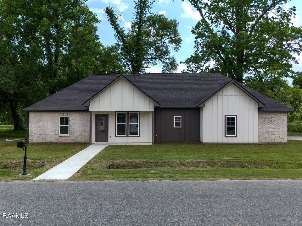 1st image of 1009 Timber Trails Rd