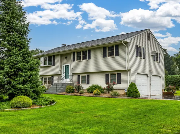 17 Field Drive, Simsbury, CT 06070