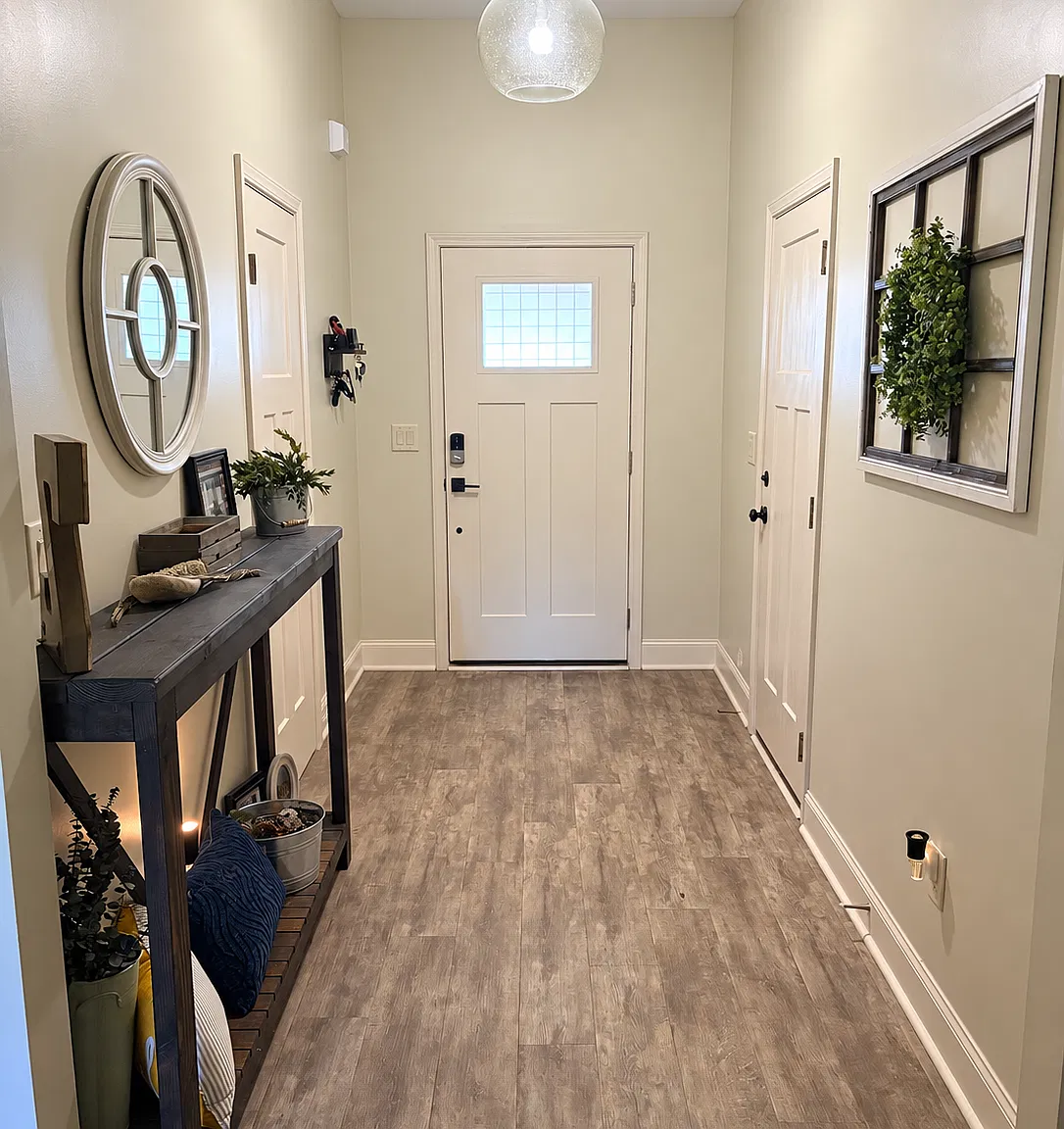 4 bed, 2046 sqft, $2,100 — Photo 3