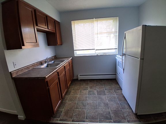 4th image of 2605 Chesterfield Ct #4