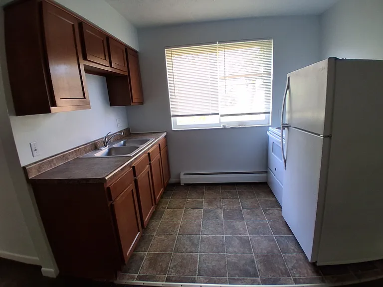 2605 Chesterfield Ct #4 — Photo 4