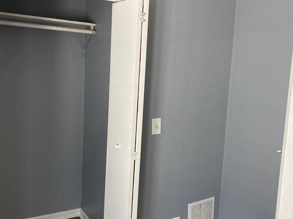 1st image of 363 W Park Ave Floor 2