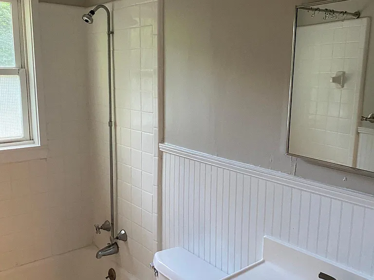 206 Hill St — Photo 15