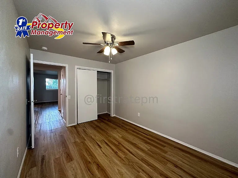 4824 W Blodgett Ln #202 — Photo 15