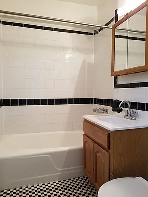 Rented by BRICK & GALO REALTY CORP | media 4