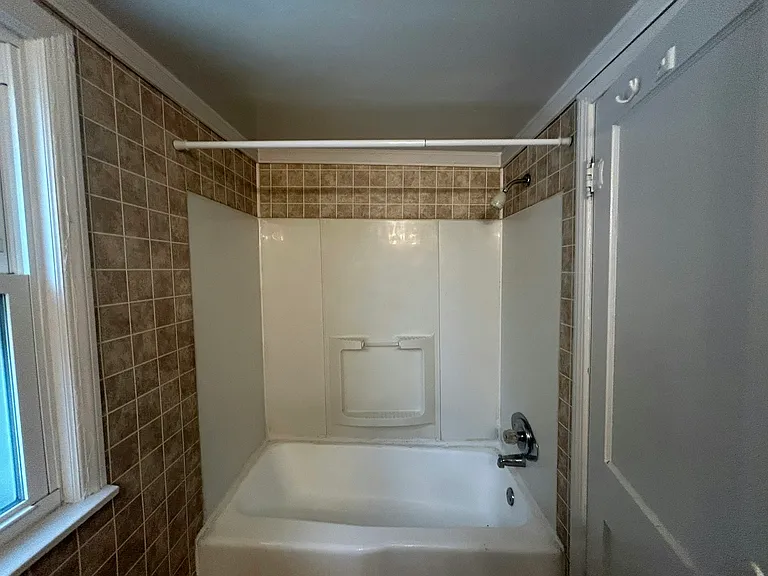 6160 McGuire St — Photo 21
