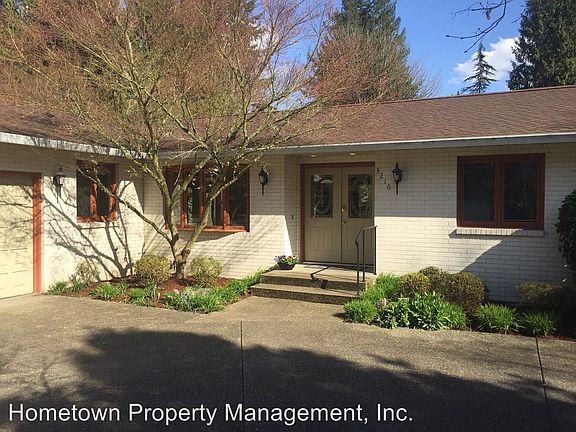 3rd image of 3216 Centerwood Ct SE