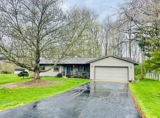 415 Donovan Dr, Newark, OH 43055