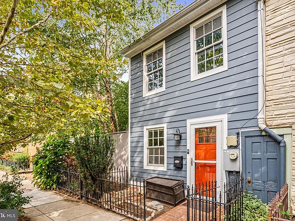 2nd image of 481 Ridge St NW