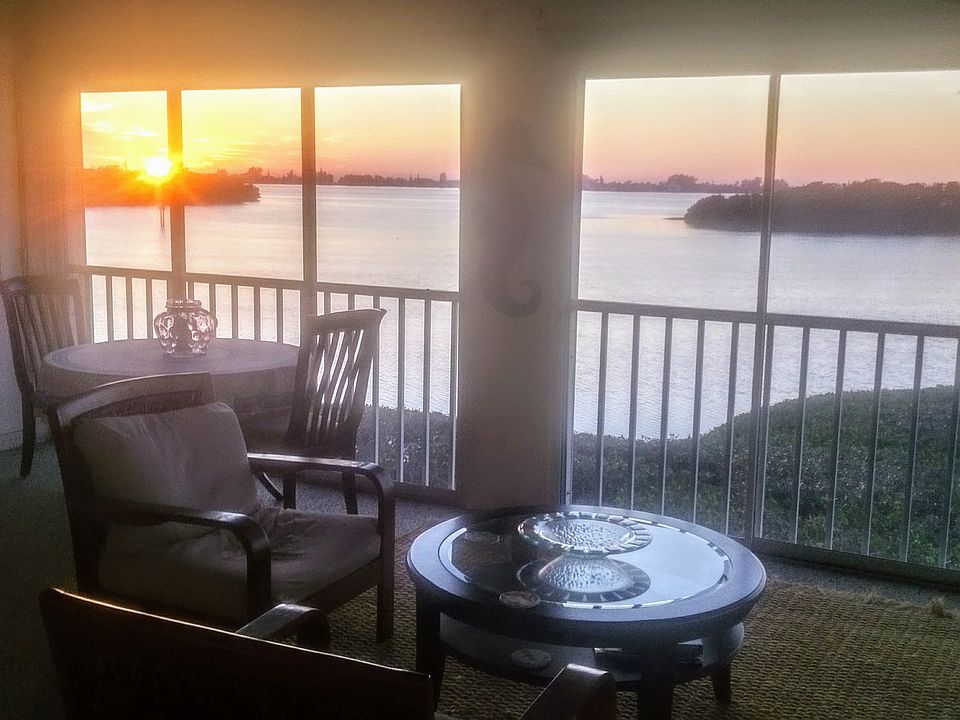Stunning View of the Sunsets