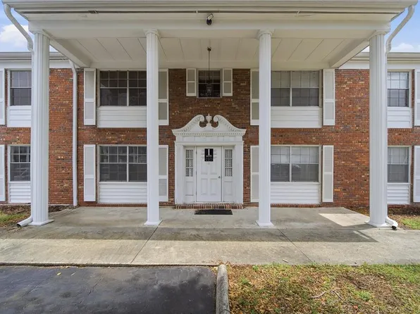 4507 9th St W APT I3, Bradenton, FL 34207