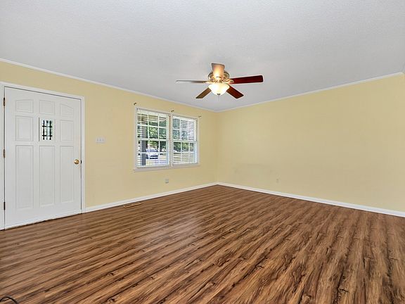 4th image of 28234 Cedar Hill Rd